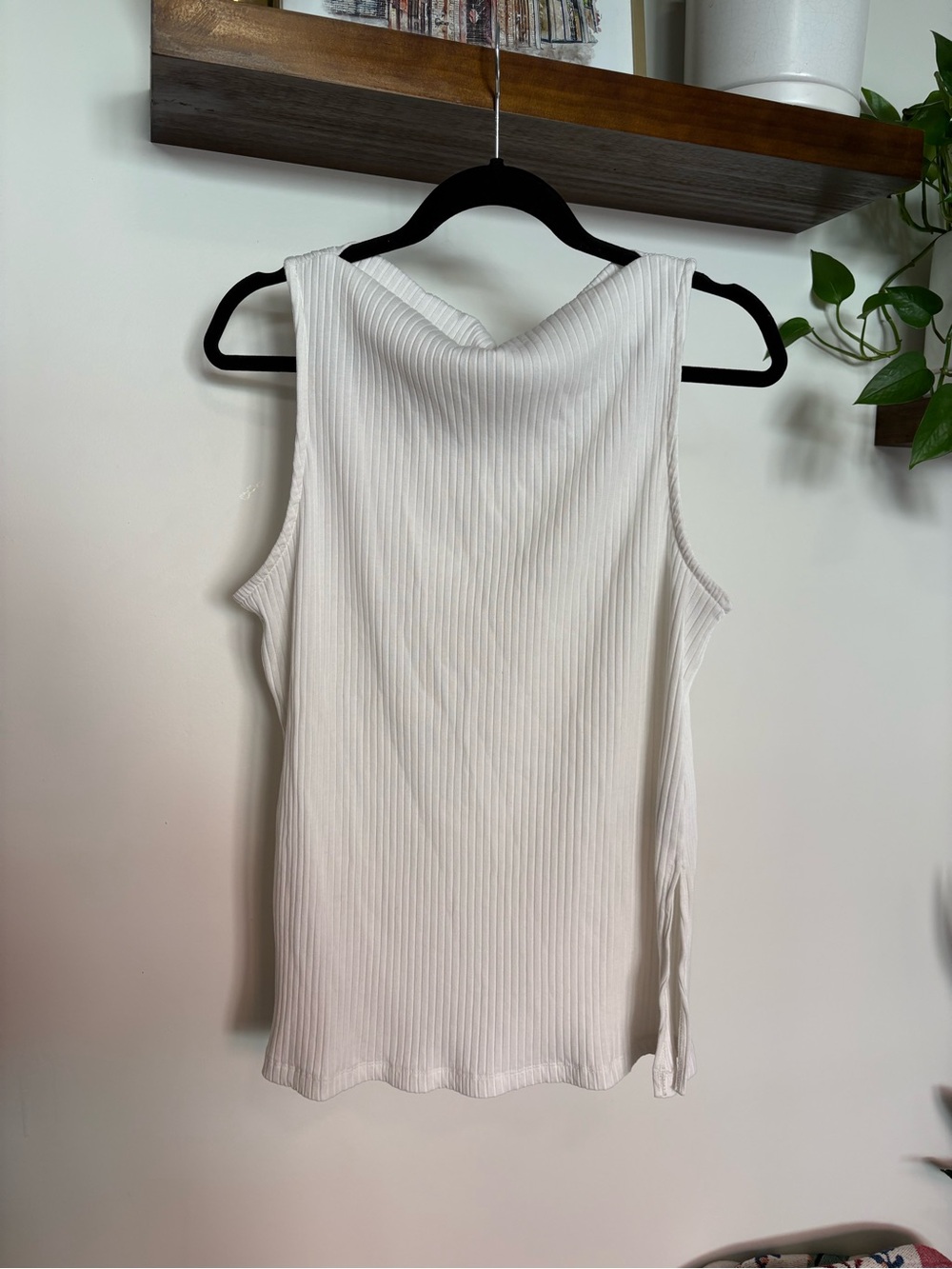 Old Navy White Ribbed Tank Top with V-Back